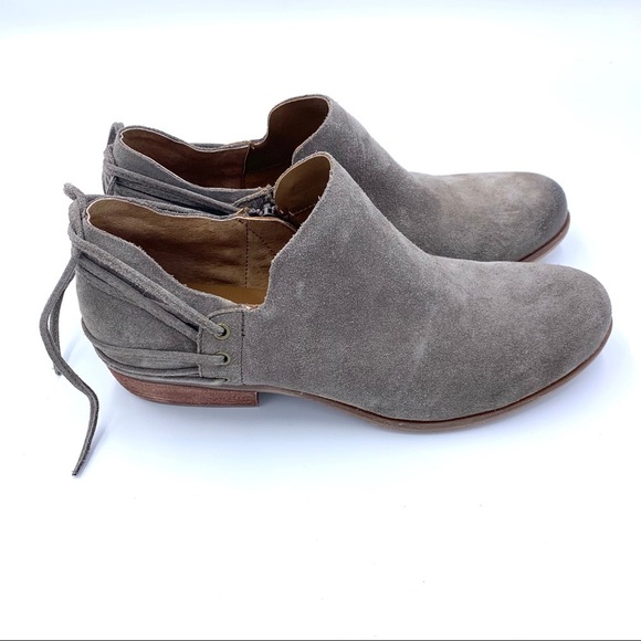 korks Shoes - Korks Lydney Suede Shortie Ankle Booties Sz 7.5